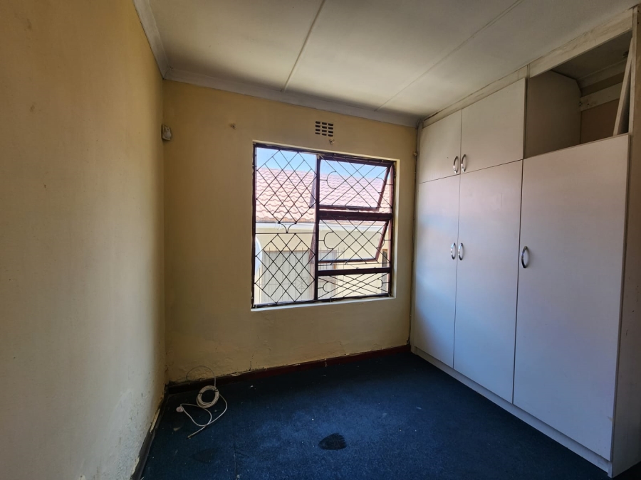 To Let 2 Bedroom Property for Rent in Haven Hills Eastern Cape
